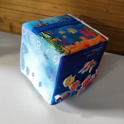 Cubo "Fundo do mar"