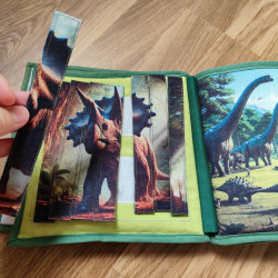 Quiet book "Dinossauros"